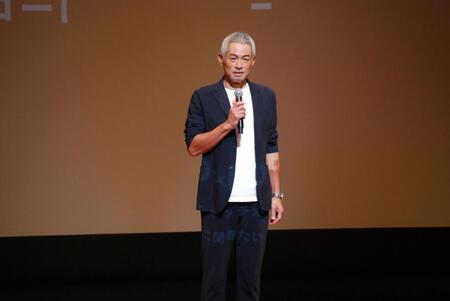 　ステージに登壇したイチロー