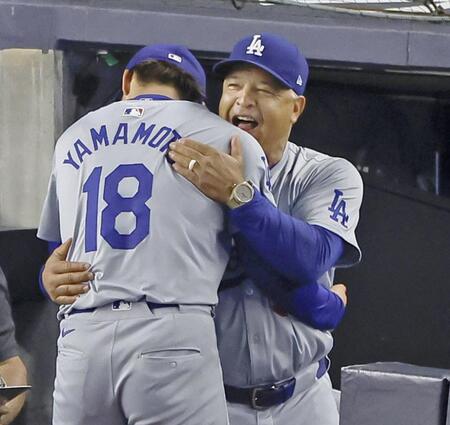 ドジャース 衝撃サヨナラ負けにNHK解説「言葉が出ない」ロバーツ監督の継投大誤算