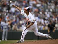 　ドジャース戦に先発したオリオールズ・菅野。３回０／３を投げ、７安打４失点で８敗目を喫した（共同）