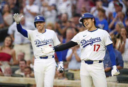 ドジャース２連勝　大谷翔平は七回の二塁打で勝ち越しに貢献、３戦連続安打　グラスノーが７回無安打１失点の快投で６カ月ぶりの今季２勝目