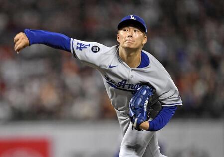 　ジャイアンツ戦に先発したドジャース・山本（共同）