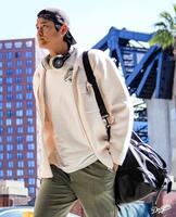 　球場入りする大谷（ロサンゼルス・ドジャース提供）