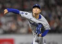 　ジャイアンツ戦に先発したドジャース・山本（共同）