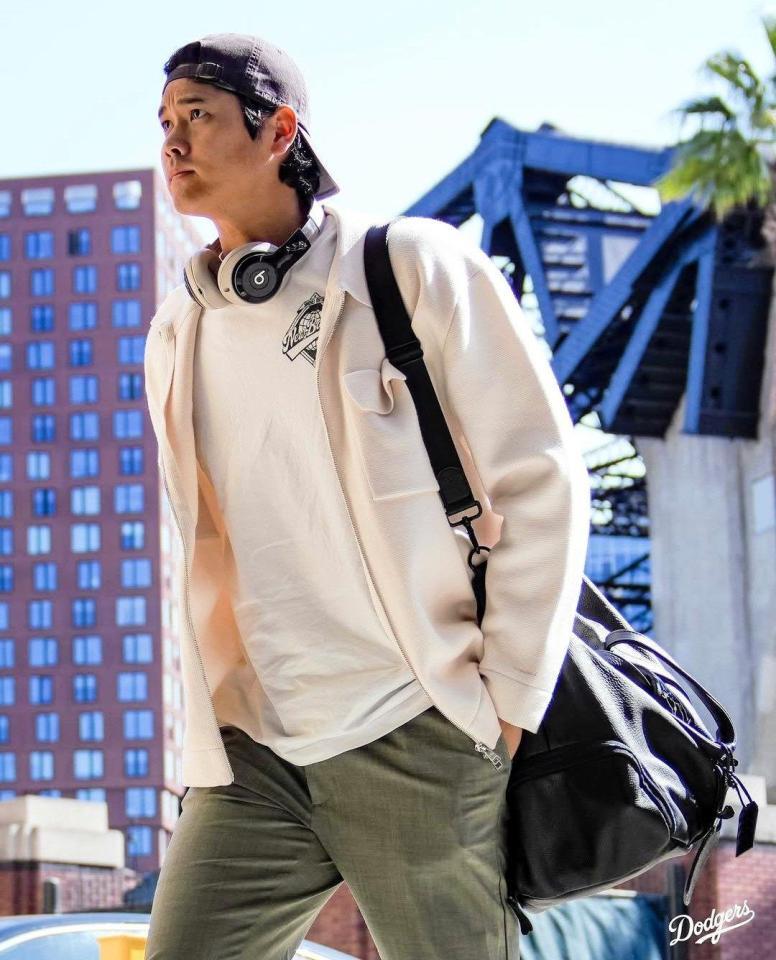 　球場入りする大谷（ロサンゼルス・ドジャース提供）