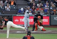 　３回、49号ソロを放つ大谷（共同）