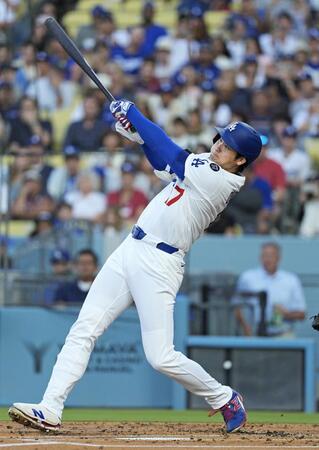 大谷翔平の５１号　直前にインハイの抜け球をカット→踏み込んでスライダーを一閃　ＮＨＫ解説「抜け球とか関係ない」「すごい」連発