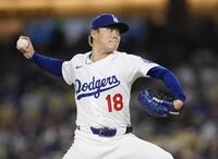 　ジャイアンツ戦に先発したドジャース・山本（共同）