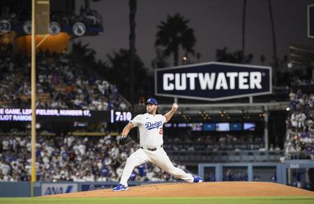 　先発したカーショー（共同）