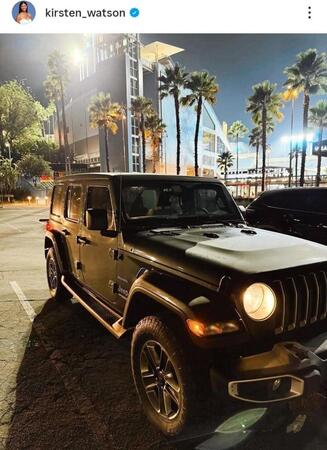 　キアステン・ワトソンさんのインスタグラム（ｋｉｒｓｔｅｎ＿ｗａｔｓｏｎ）より 