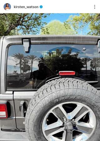　キアステン・ワトソンさんのインスタグラム（ｋｉｒｓｔｅｎ＿ｗａｔｓｏｎ）より 