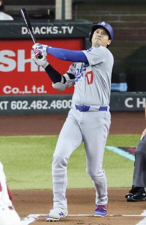 　１回、三塁打を放つ大谷（共同）