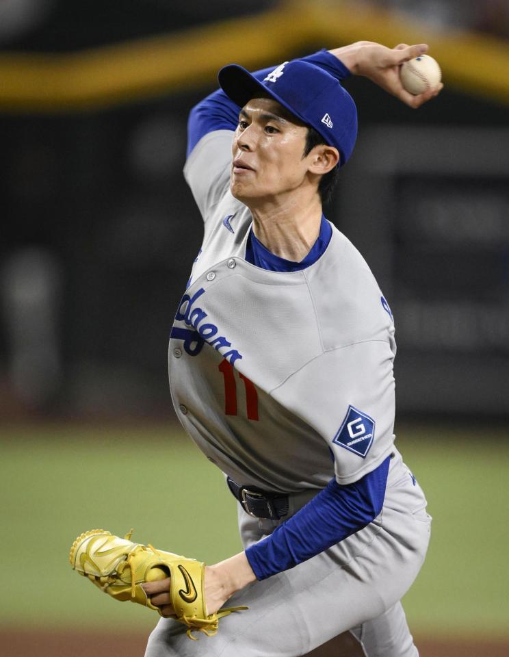 　７回に登板し、１回を無安打無得点に抑えた佐々木（共同）