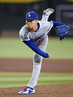 　ダイヤモンドバックス戦に先発し、６回無失点で12勝目を挙げた山本（共同）