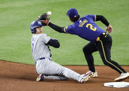 ドジャースが３連勝　大谷翔平は「５０本塁打-２０盗塁達成」も５５号は持ち越し　残り２試合でキングまで２本差　佐々木朗希が２戦連続ホールド
