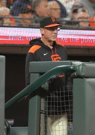 ジャイアンツ、ツインズ監督解任　レンジャーズの監督も退任