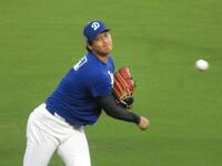 　キャッチボールする大谷（撮影・小林信行）