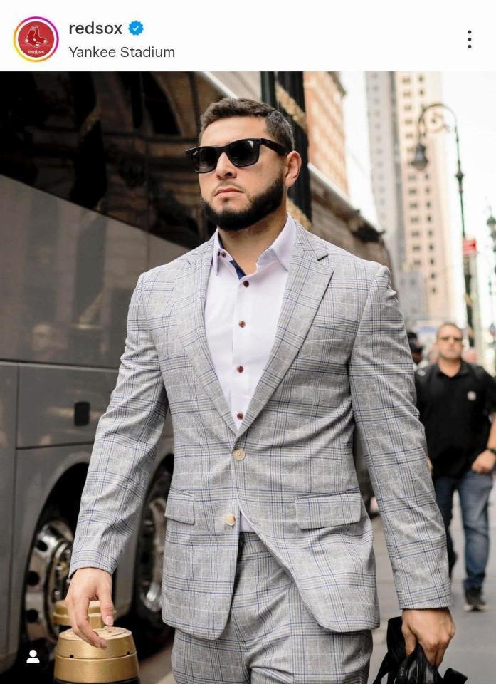 　球場入りするアブレイユ。レッドソックスの公式インスタグラム（ｒｅｄｓｏｘ）より