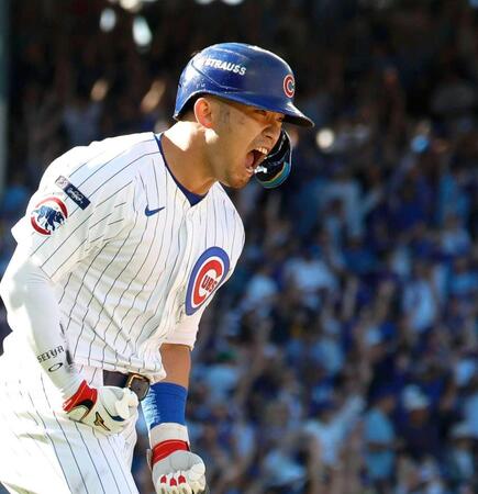 　５回、ソロ本塁打を放ち叫ぶカブス・鈴木（ゲッティ＝共同）