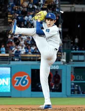 　９回、登板したドジャース・佐々木（共同）