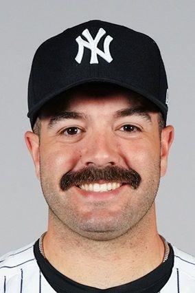 打撃妨害でヤンキースが3点目→審判のレビューで覆る珍事 ヤンキースタジアム騒然も直後に適時失策で2得点 球場一転、大歓声