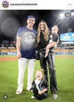 スミスのインスタグラム（＠ｃａｒａｍａｒｔｉｎｅｌｌｓｍｉｔｈ）から