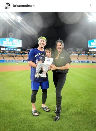 　クリステンさんのインスタグラム（ｋｒｉｓｔｅｎｅｄｍａｎ）より