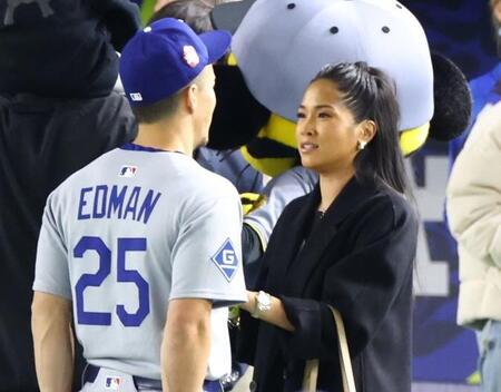 【写真】激カワのエドマン長男＆スミス長女　みんな大きくなってる！可愛さあふれる仲良し３ショ