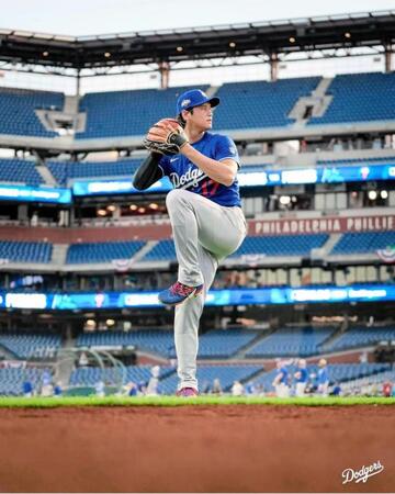 【写真】ドジャーブルーを街を挙げて迎え撃つ赤、赤、赤！フィラデルフィアが凄い盛り上がり