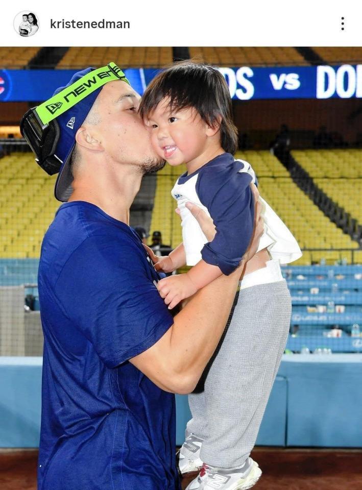 　クリステンさんのインスタグラム（ｋｒｉｓｔｅｎｅｄｍａｎ）より