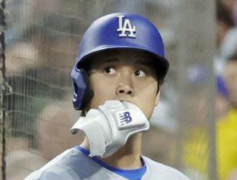 【動画】打ではまさか、まさか、まさか、まさか！の４打席連続三振　ベンチに戻りながらハァ～っとため息