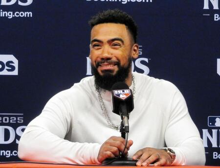 ドジャース　テオスカーの逆転決勝弾「とても特別」大谷翔平も絶叫＆ガッツポーズ「これぞポストシーズンの醍醐味」