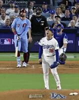 　４回、シュワバー（奥）に本塁打を浴び、叫ぶ山本（共同）