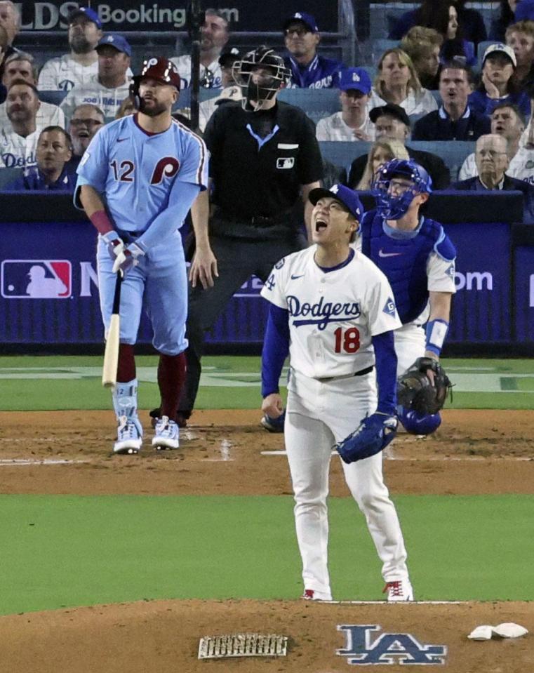 　４回、シュワバー（奥）に本塁打を浴び、叫ぶ山本（共同）