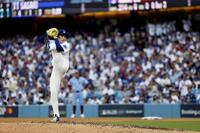 　フィリーズ戦の８回から登板したドジャース・佐々木（共同）