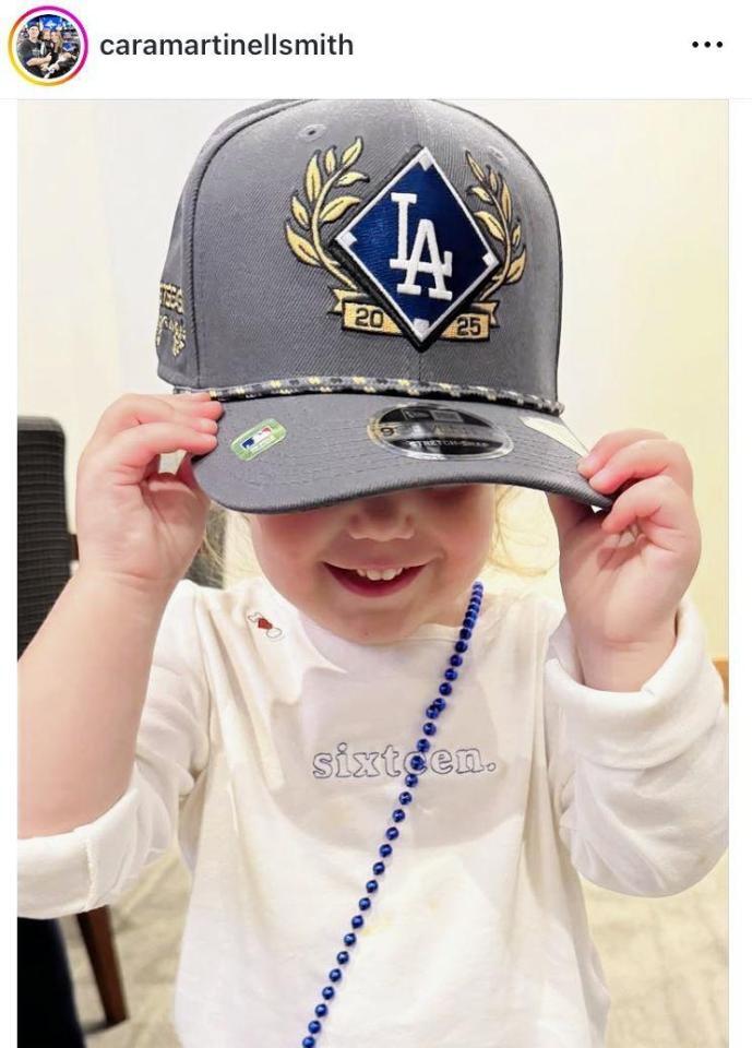 　スミスの妻カーラさんのインスタグラム＠ｃａｒａｍａｒｔｉｎｅｌｌｓｍｉｔｈ