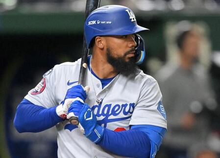 ドジャース痛恨「中ゴロ併殺」はなぜ起きた？　米記者がＳＮＳで指摘　ＭＬＢ公式は「ワイルドなプレーの鳥瞰図」動画投稿