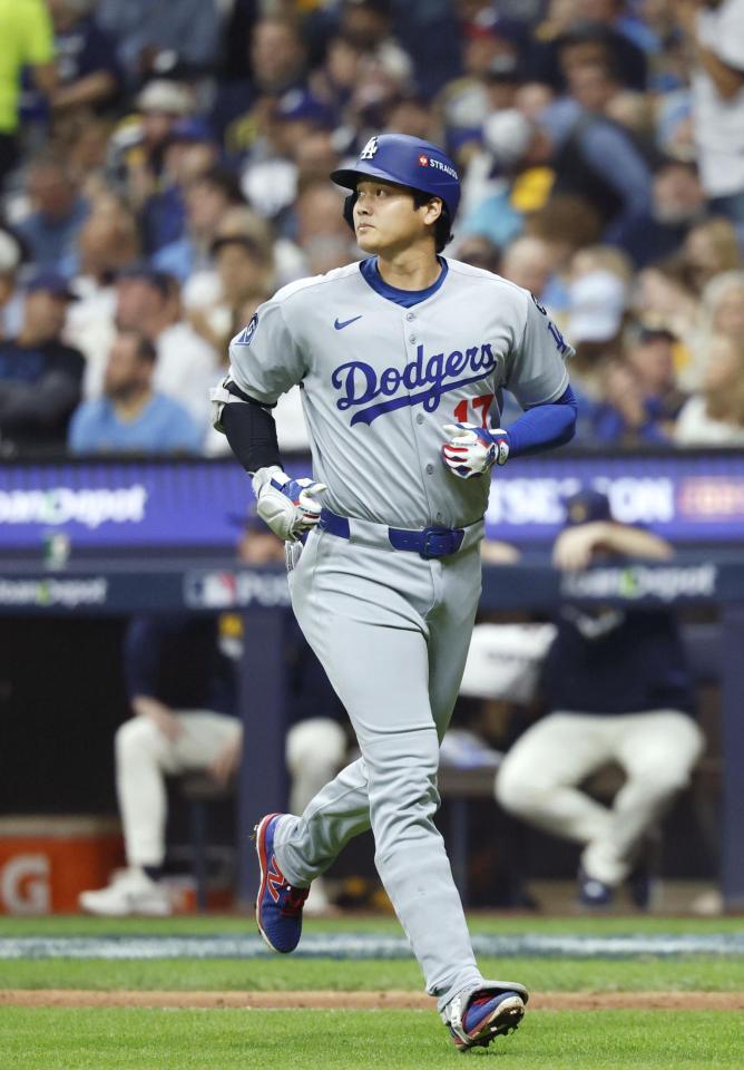 　ブルワーズ戦の７回、一ゴロに倒れたドジャース・大谷（共同）