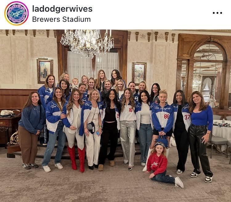 　ドジャース奥様会インスタグラム（ｌａｄｏｄｇｅｒｗｉｖｅｓ）より
