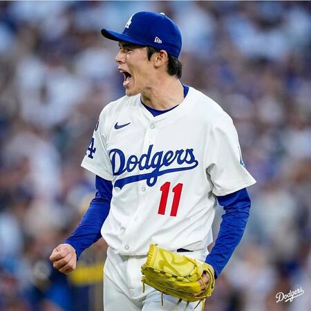 　ポストシーズン３セーブ目を挙げた佐々木（ロサンゼルス・ドジャース提供）