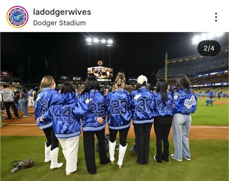 　ドジャース奥さま会の公式インスタグラム（＠ｌａｄｏｄｇｅｒｗｉｖｅｓ）より