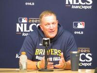 　ブルワーズ・マーフィー監督