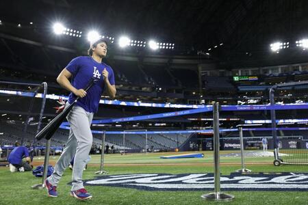 　打撃練習を終えたドジャース・大谷（共同）