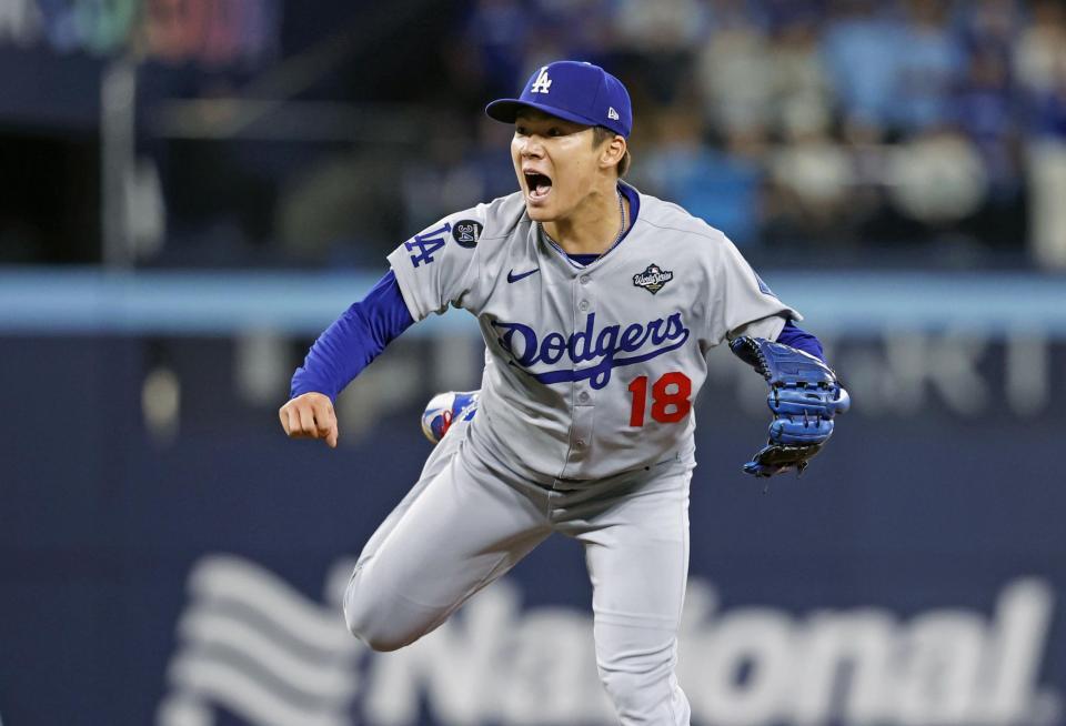 　ブルージェイズ戦に先発したドジャース・山本（共同）