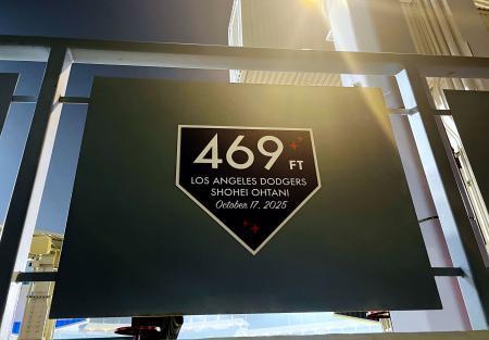 大谷「場外弾」記念プレート設置 本拠地ドジャースタジアムに