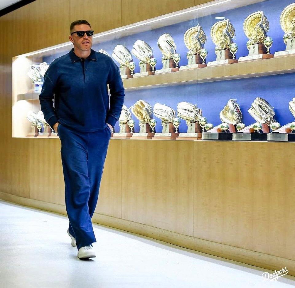 　球場入りするフリーマン（ロサンゼルス・ドジャース提供）