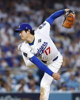 　ブルージェイズ戦に先発登板したドジャース・大谷（共同）
