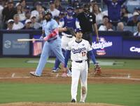 　３回、ゲレロに２ランを浴びたドジャース・大谷（共同）