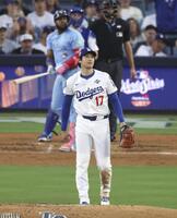 　ブルージェイズ戦の３回、ゲレロに２ランを浴びたドジャース・大谷（共同）