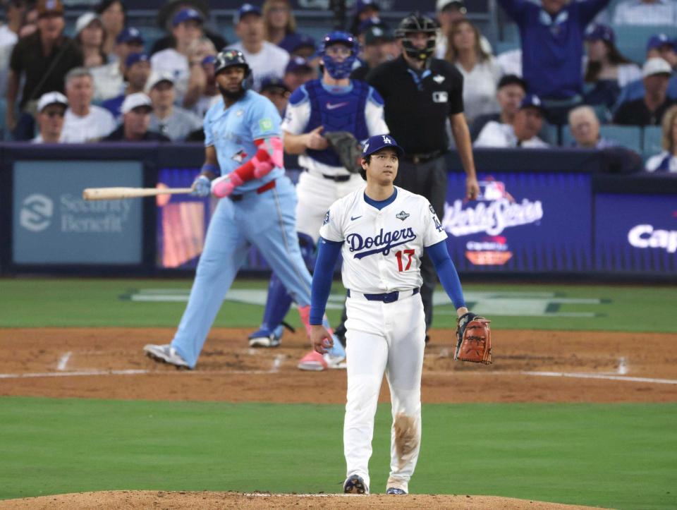 　３回、ゲレロに２ランを浴びたドジャースの大谷（共同）
