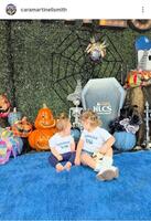 　スミスの妻・カラさんのインスタグラム（ｃａｒａｍａｒｔｉｎｅｌｌｓｍｉｔｈ）より